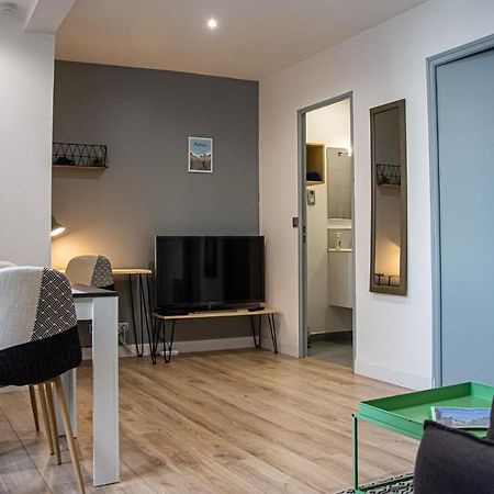 Appart Saint Cyprien + Parking Privatif 푸아티에 외부 사진