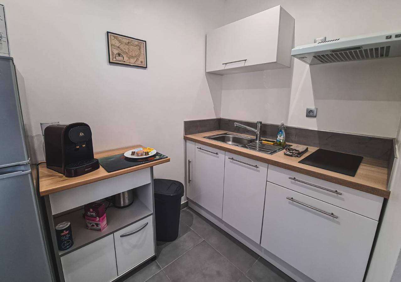Appart Saint Cyprien + Parking Privatif 푸아티에 외부 사진